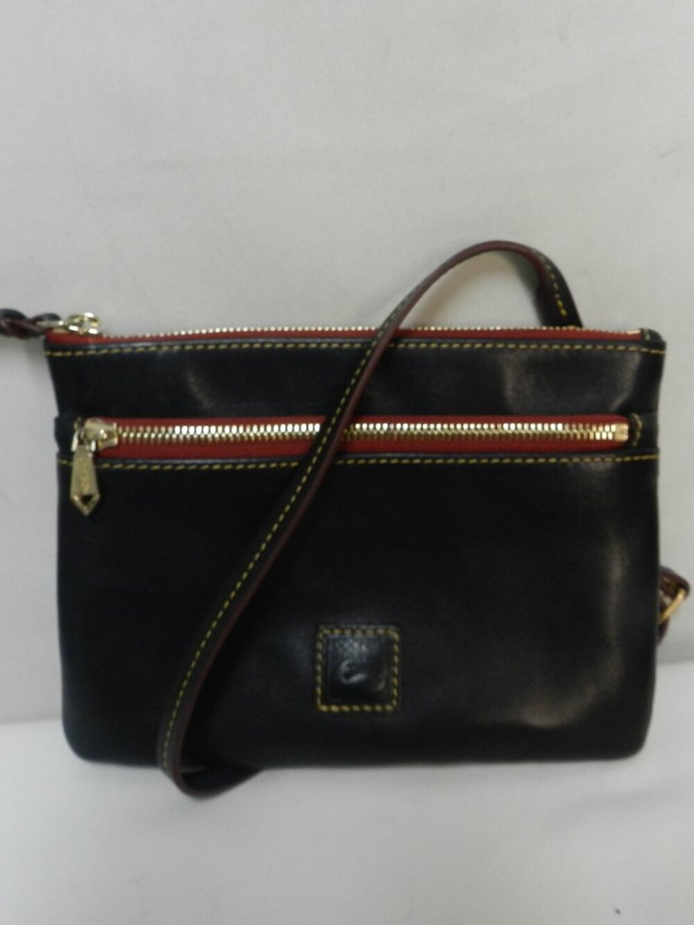 Dooney & Bourke Leather Patsy Crossbody messenger bag purse small black zip top